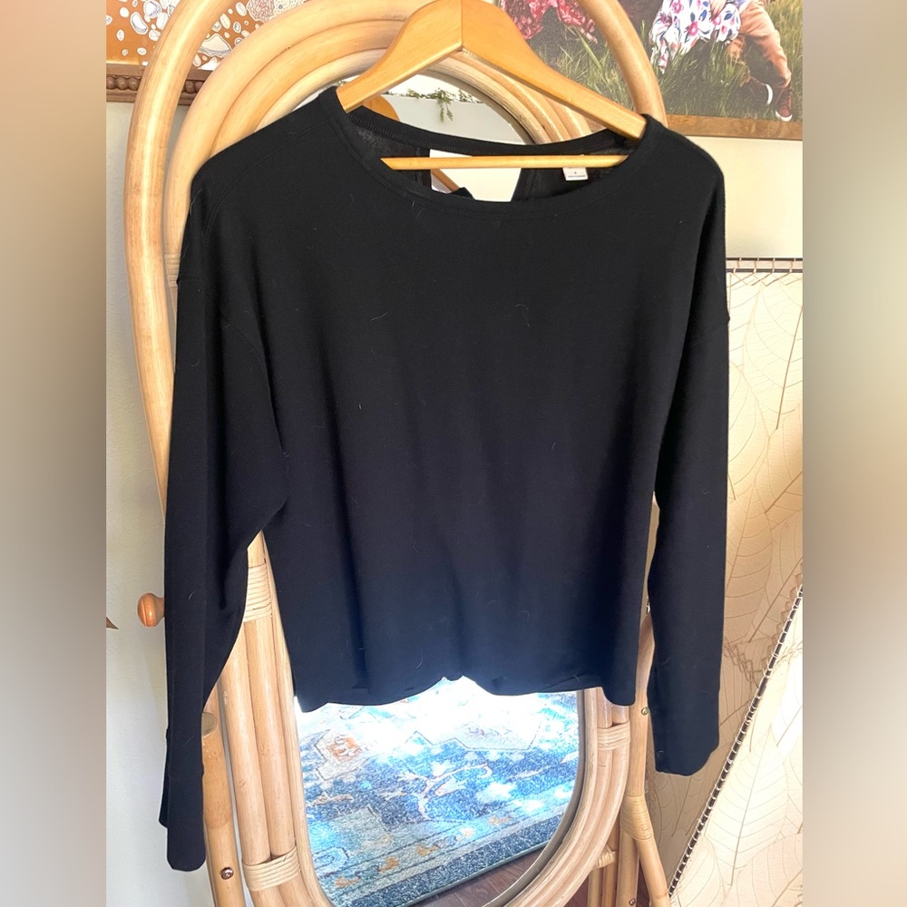 Black Old Navy Active top